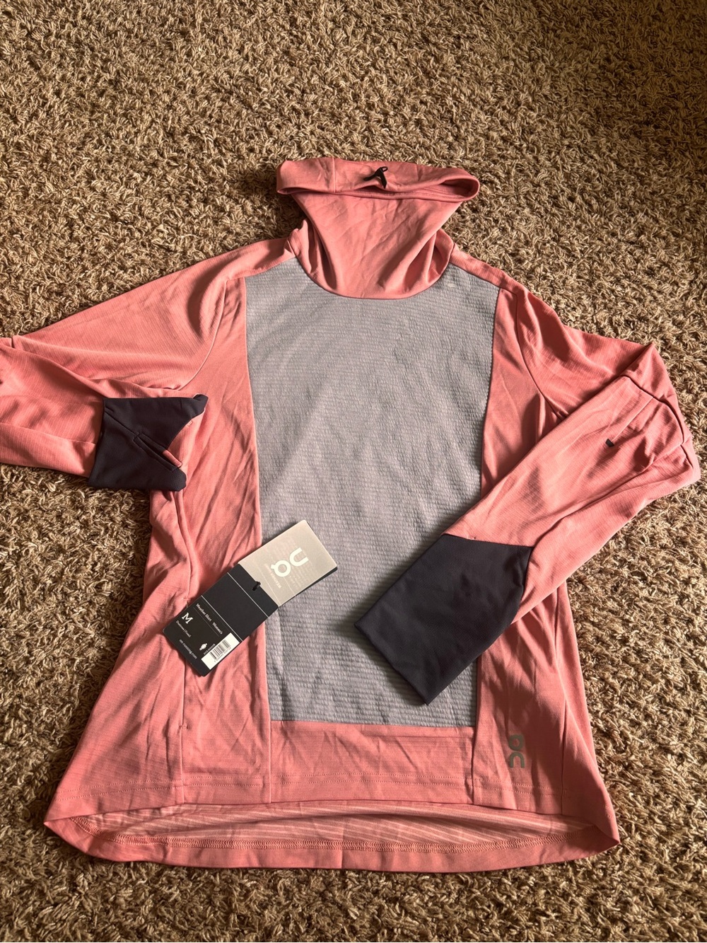 On Running performance Weather shirt NWT
